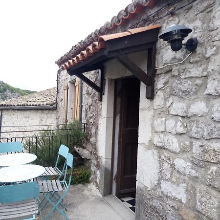 Maison Pierre Et Voute Au Coeur Du Village Balazuc Εξωτερικό φωτογραφία