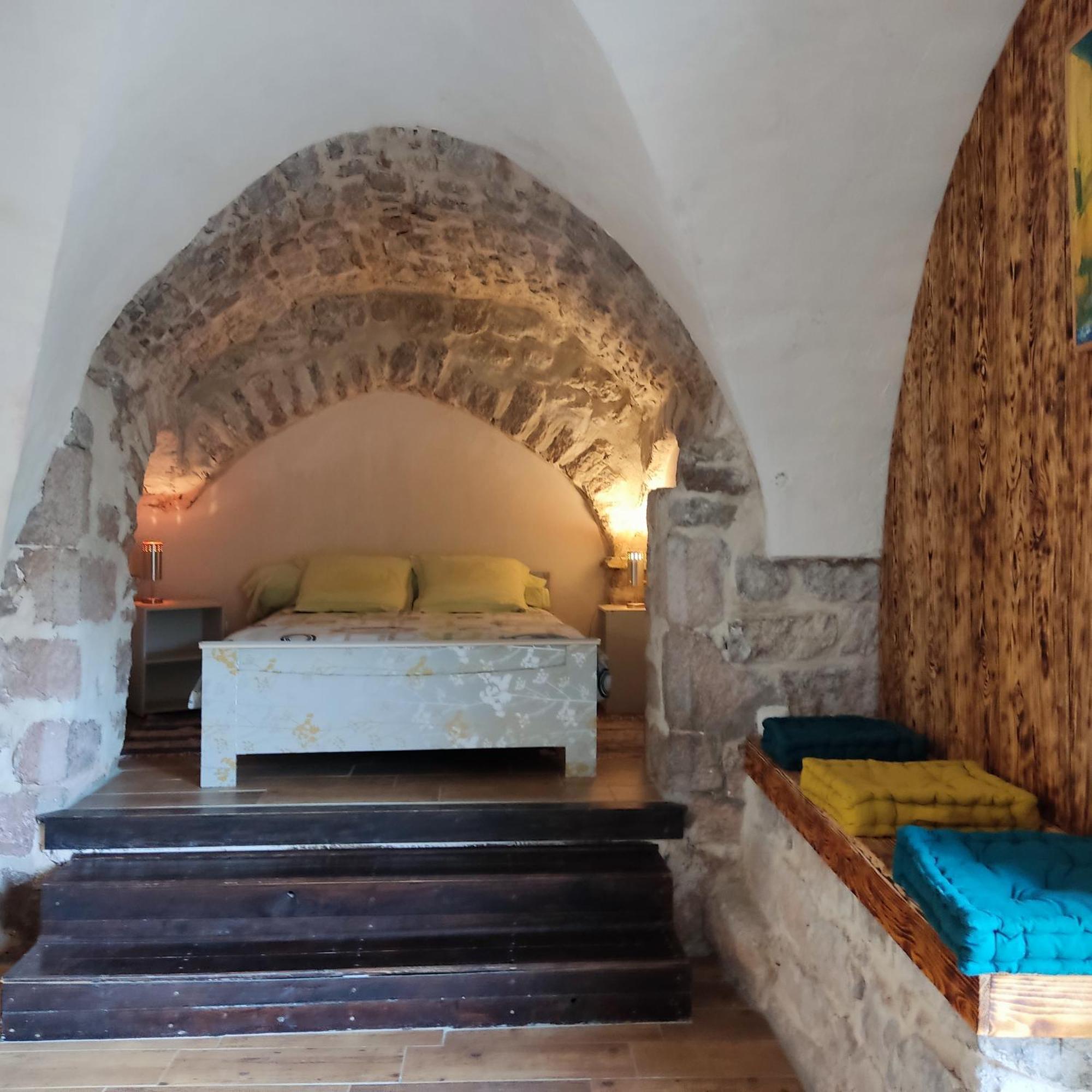 Maison Pierre Et Voute Au Coeur Du Village Balazuc Εξωτερικό φωτογραφία